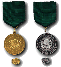 Medaljer & pins